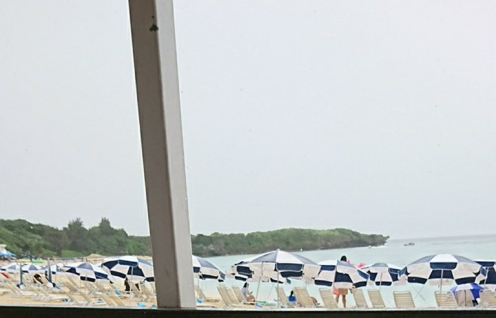 ホテル日航アリビラのビーチ