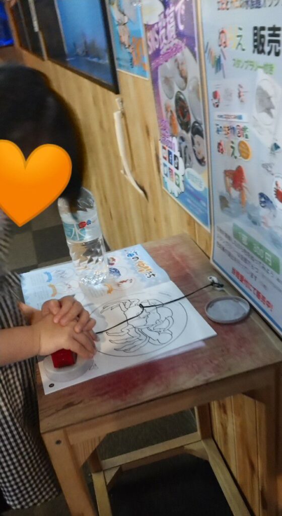 エビとカニの水族館で販売しているぬり絵兼スタンプブック