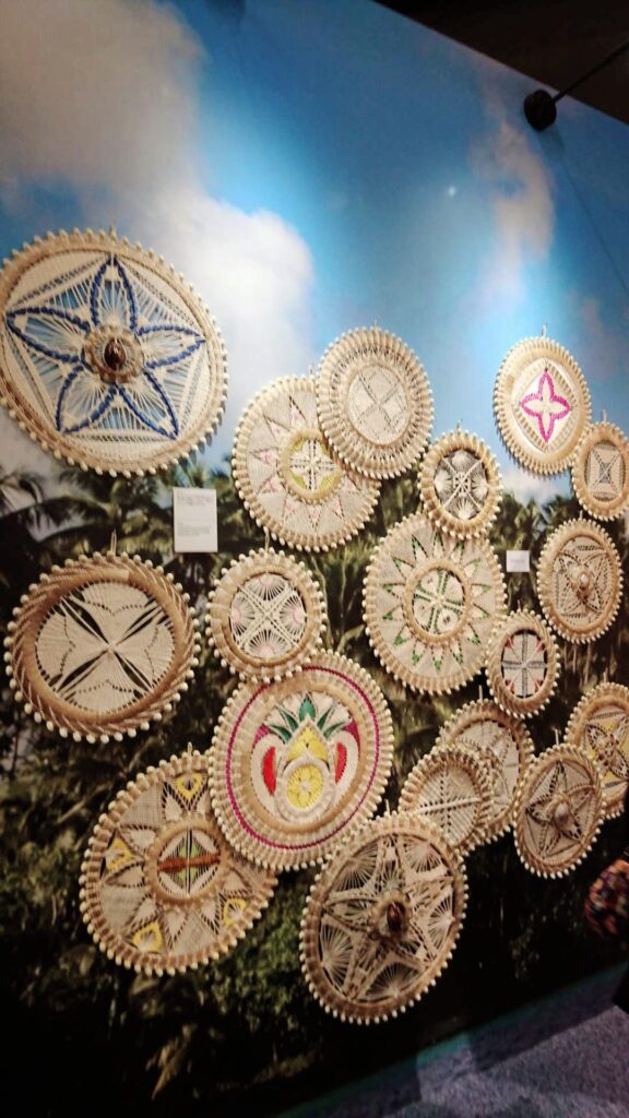 大阪・関西万博のコモンズD館にある民芸品