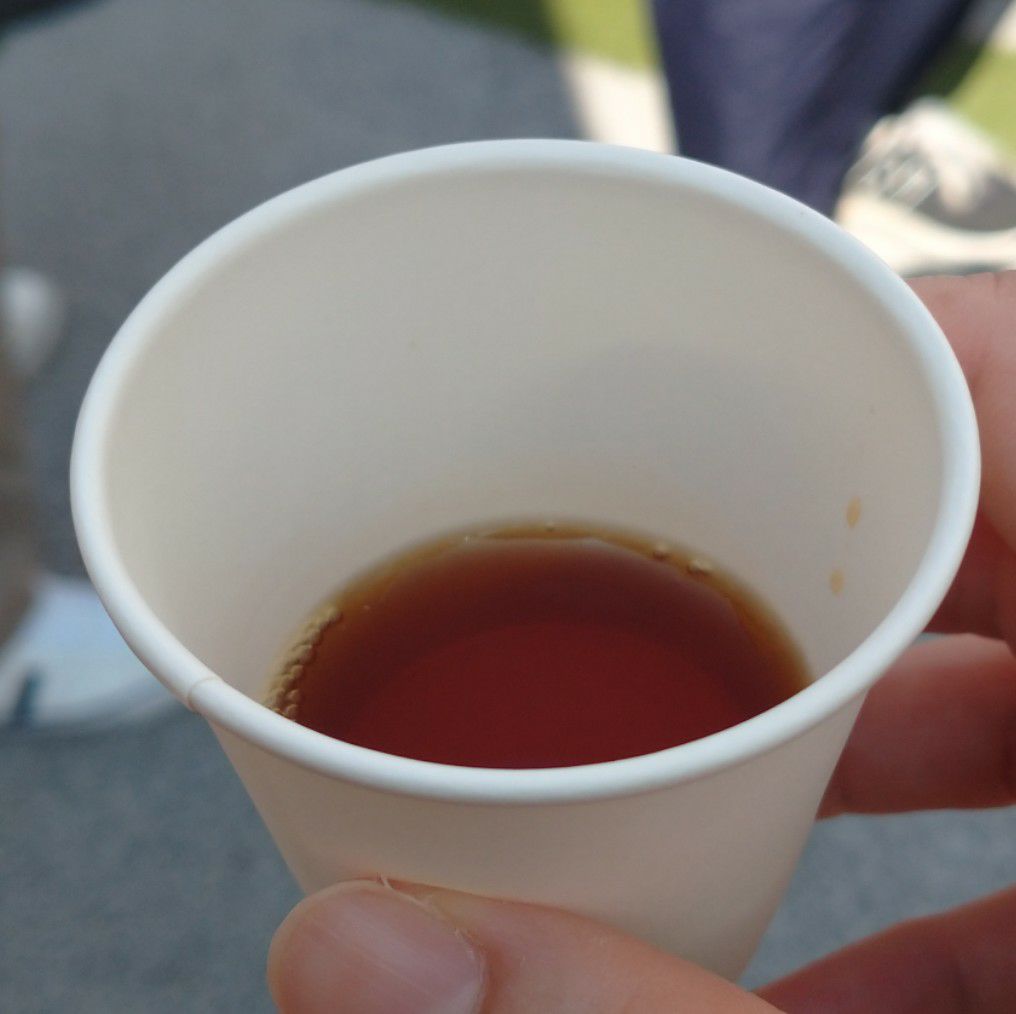 大阪・関西万博のインドネシア館にて。アイスコーヒーのサービス。